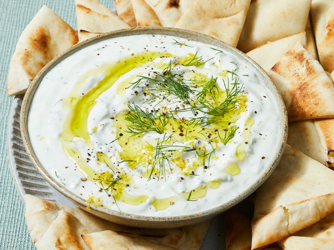 Salca tzatziki