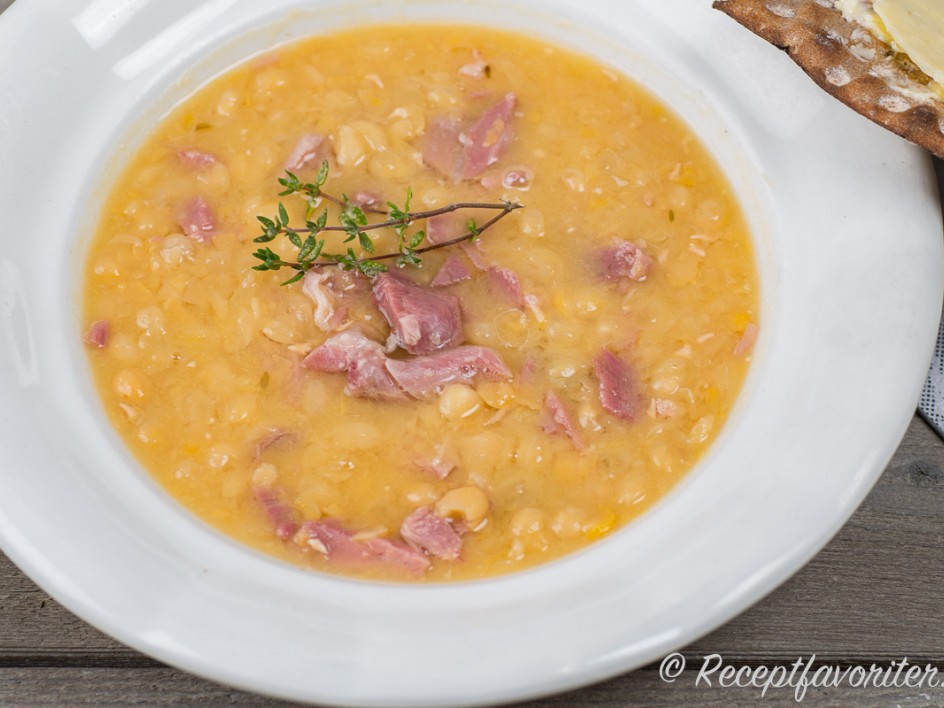 Supe tradicionale suedeze Artsoppa